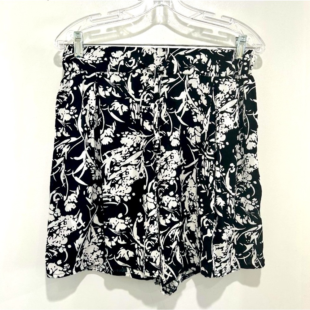West Loop Floral print short